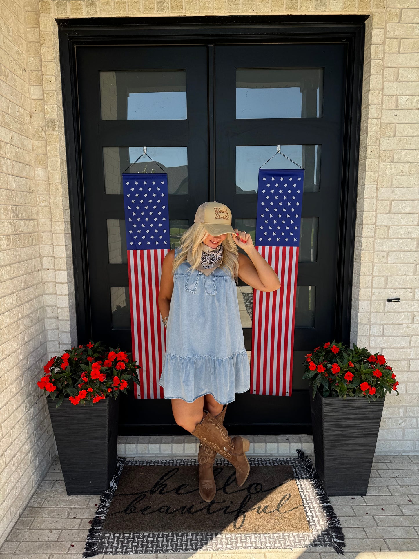 The Howdy Darlin' Trucker Hat - Ash Mocha