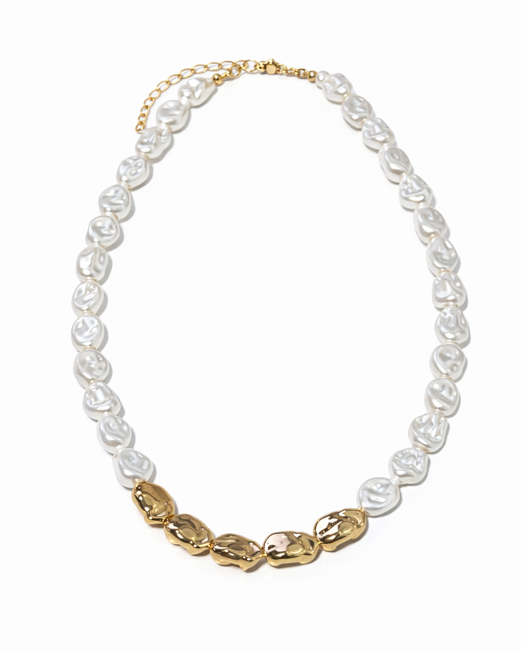 The Golden Tide Pearl Necklace