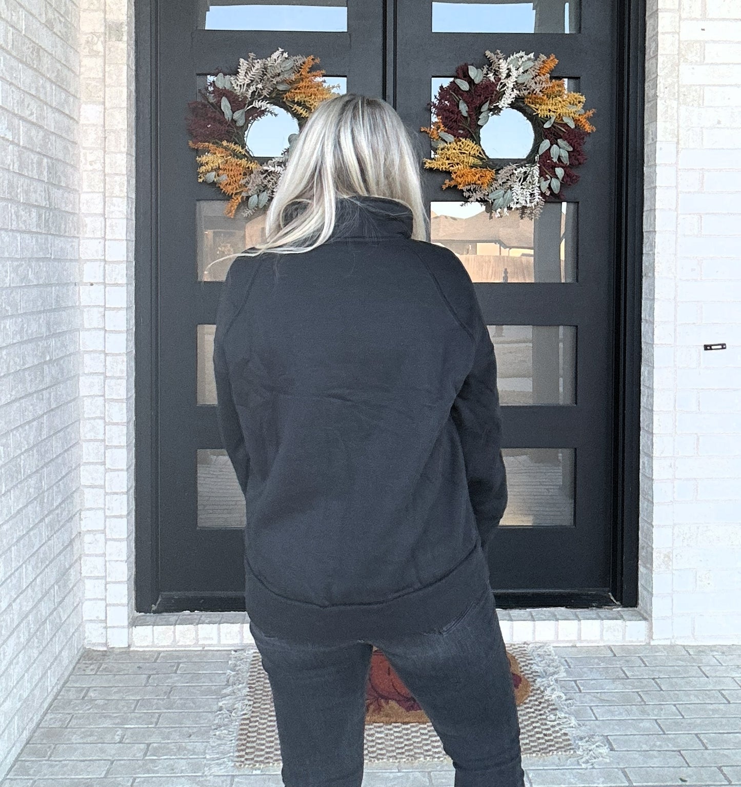 The Summit Zip Pullover - Black