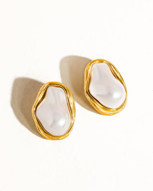 Golden Drift Pearl Earrings