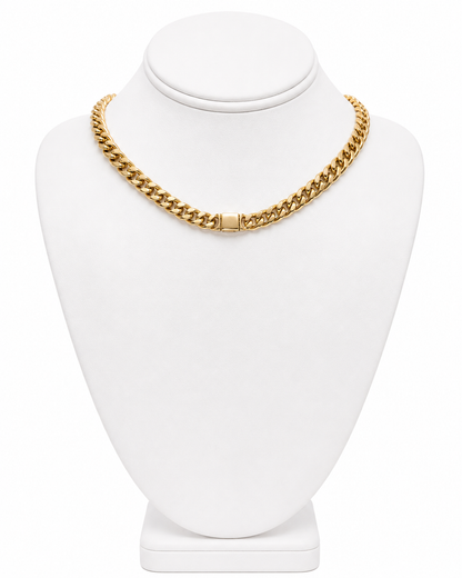 Gold Pendant Necklace