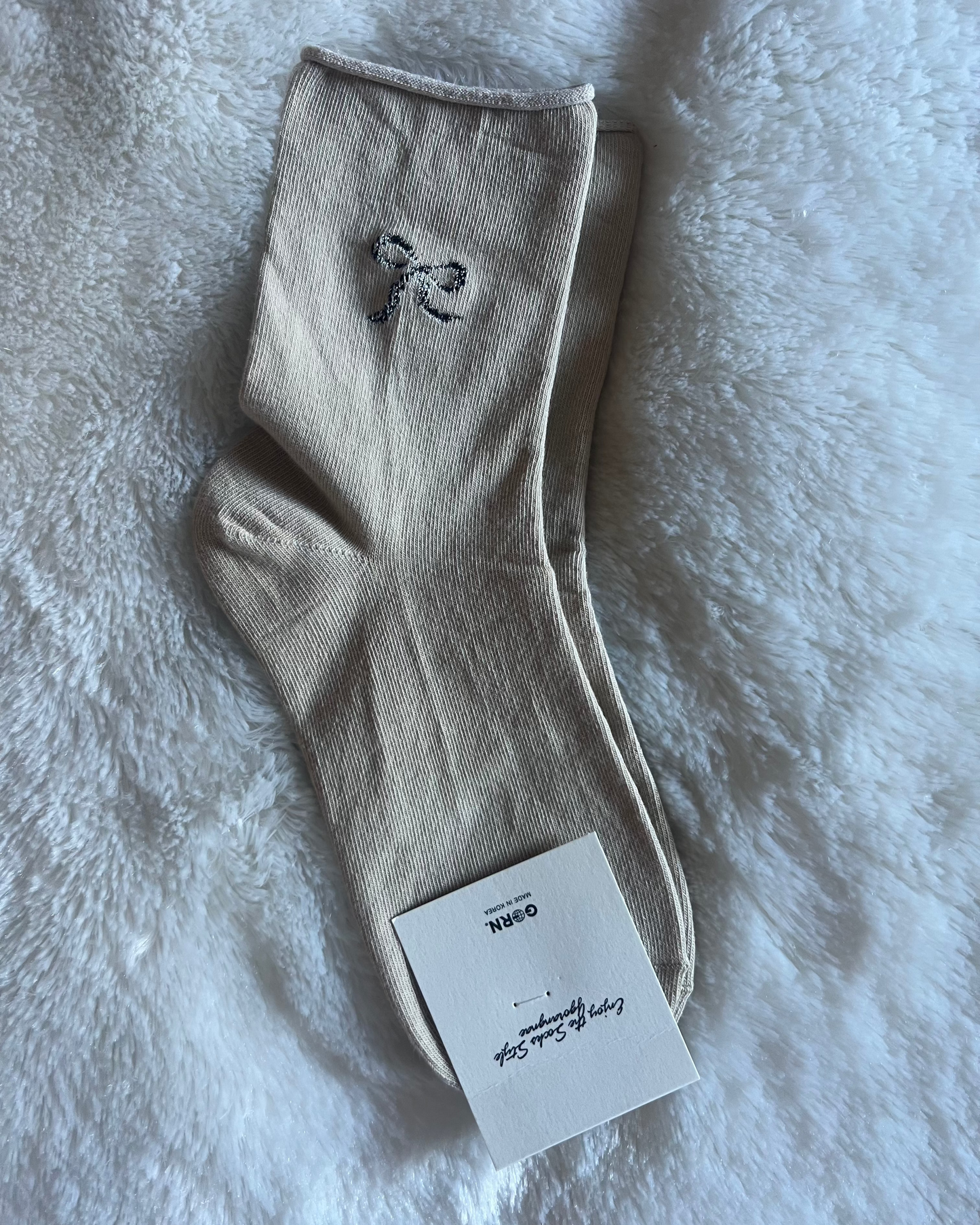Bow & Cozy Crew Socks - taupe