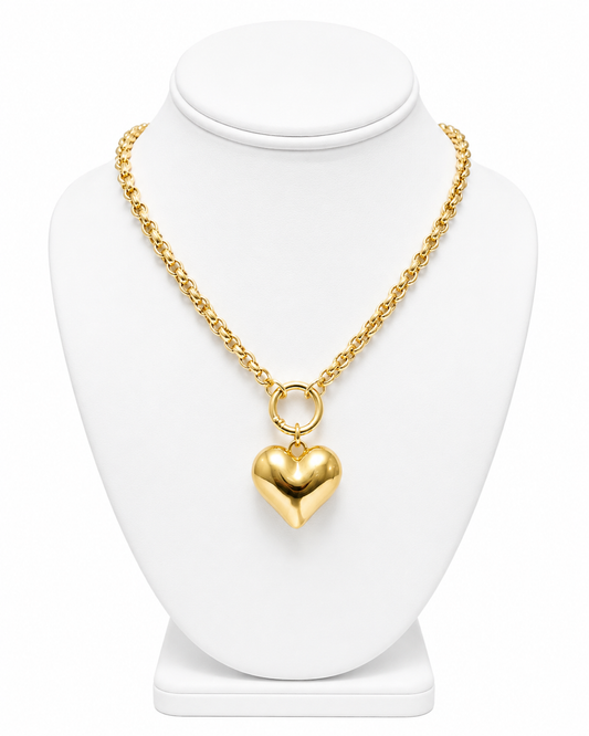 The Sunday Sweetheart Necklace