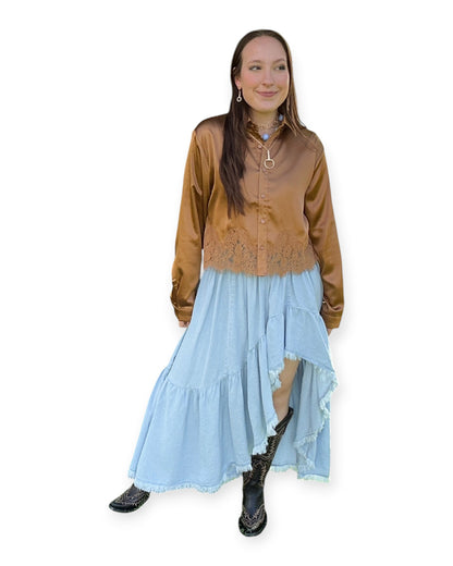 Lace Trim Hem Long Sleeve Top