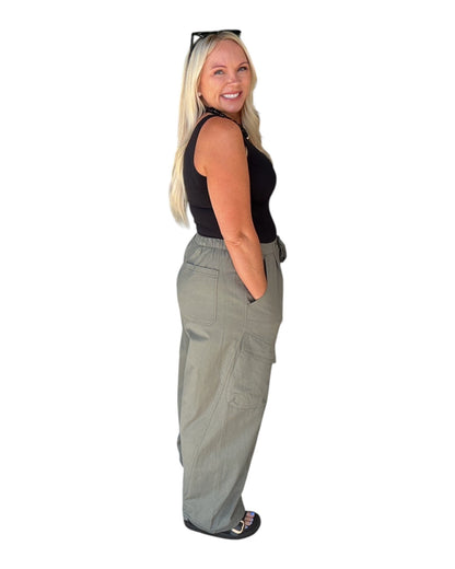 Wide Leg Utility Cargo Pants