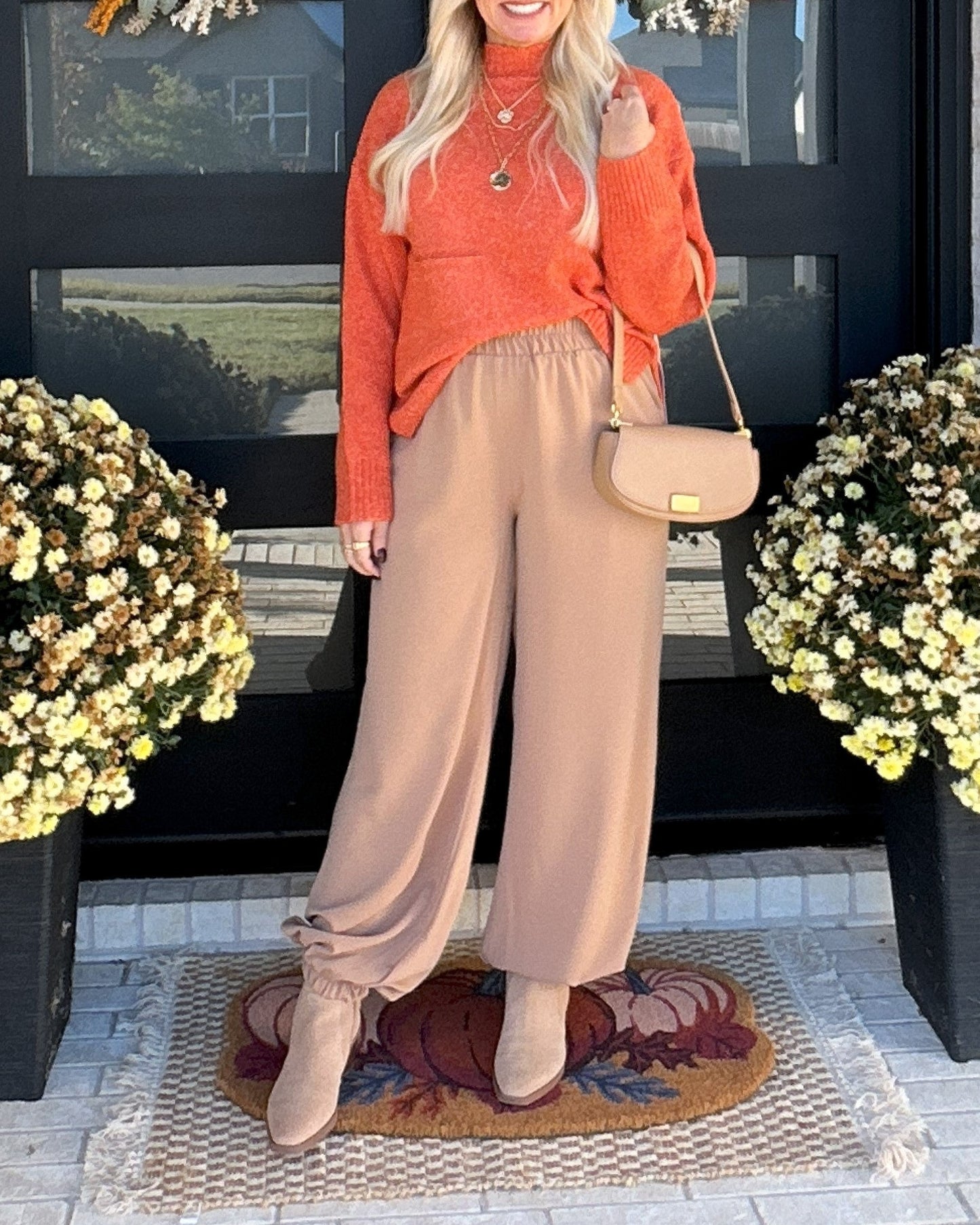 The Luxe Lounge Joggers - Camel