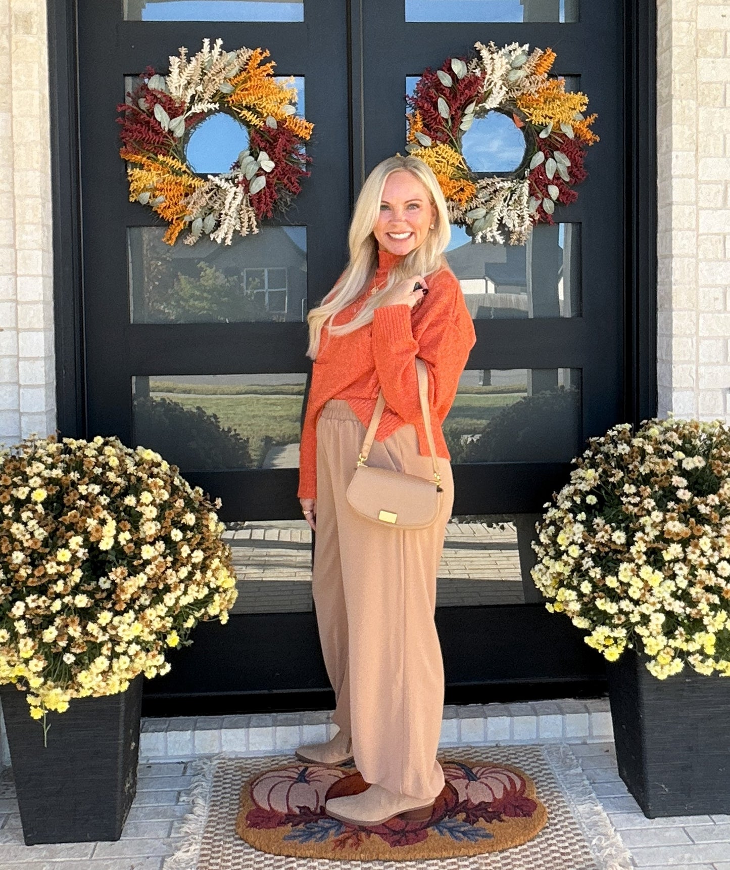 The Luxe Lounge Joggers - Camel