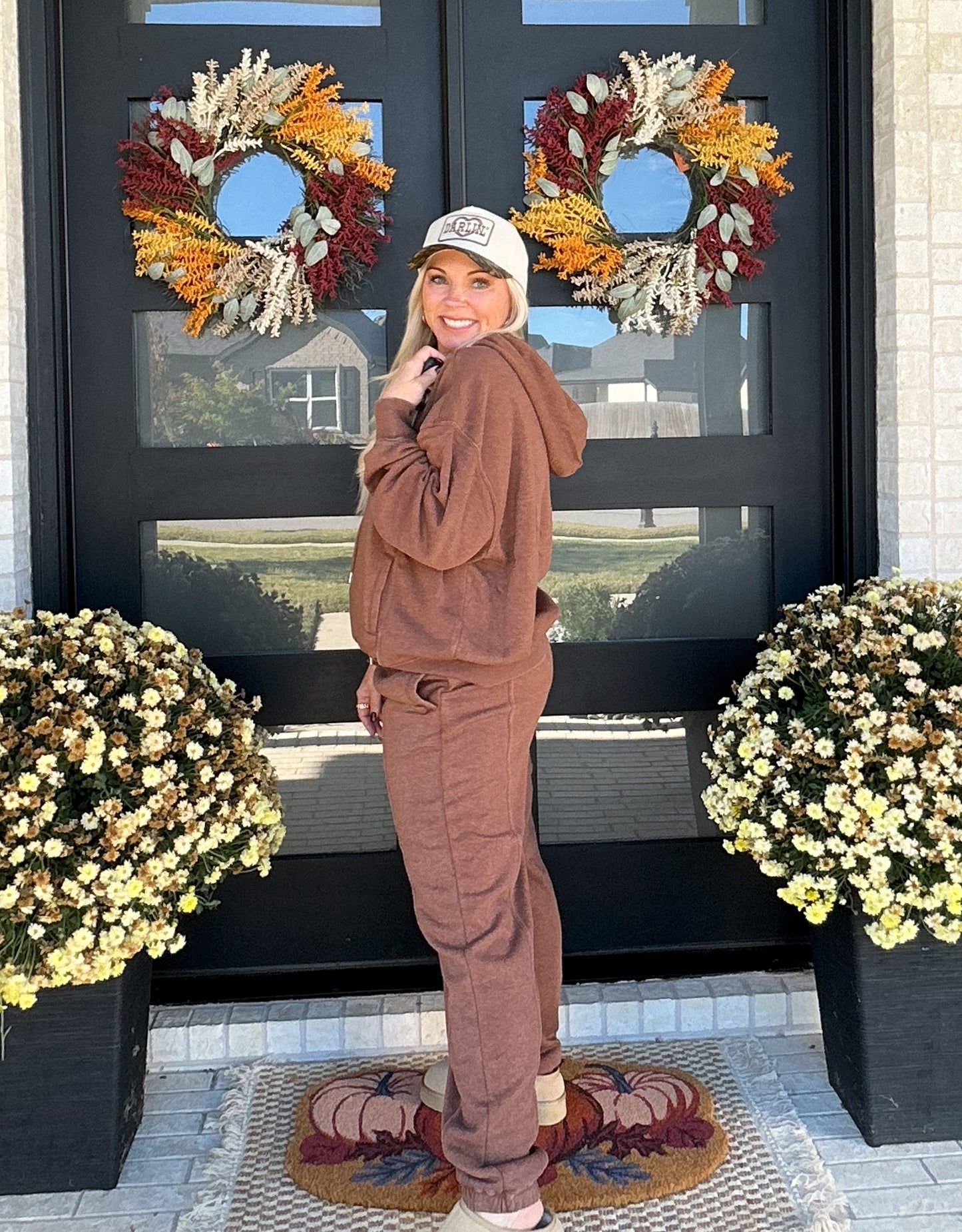 The Chestnut Lounge Set