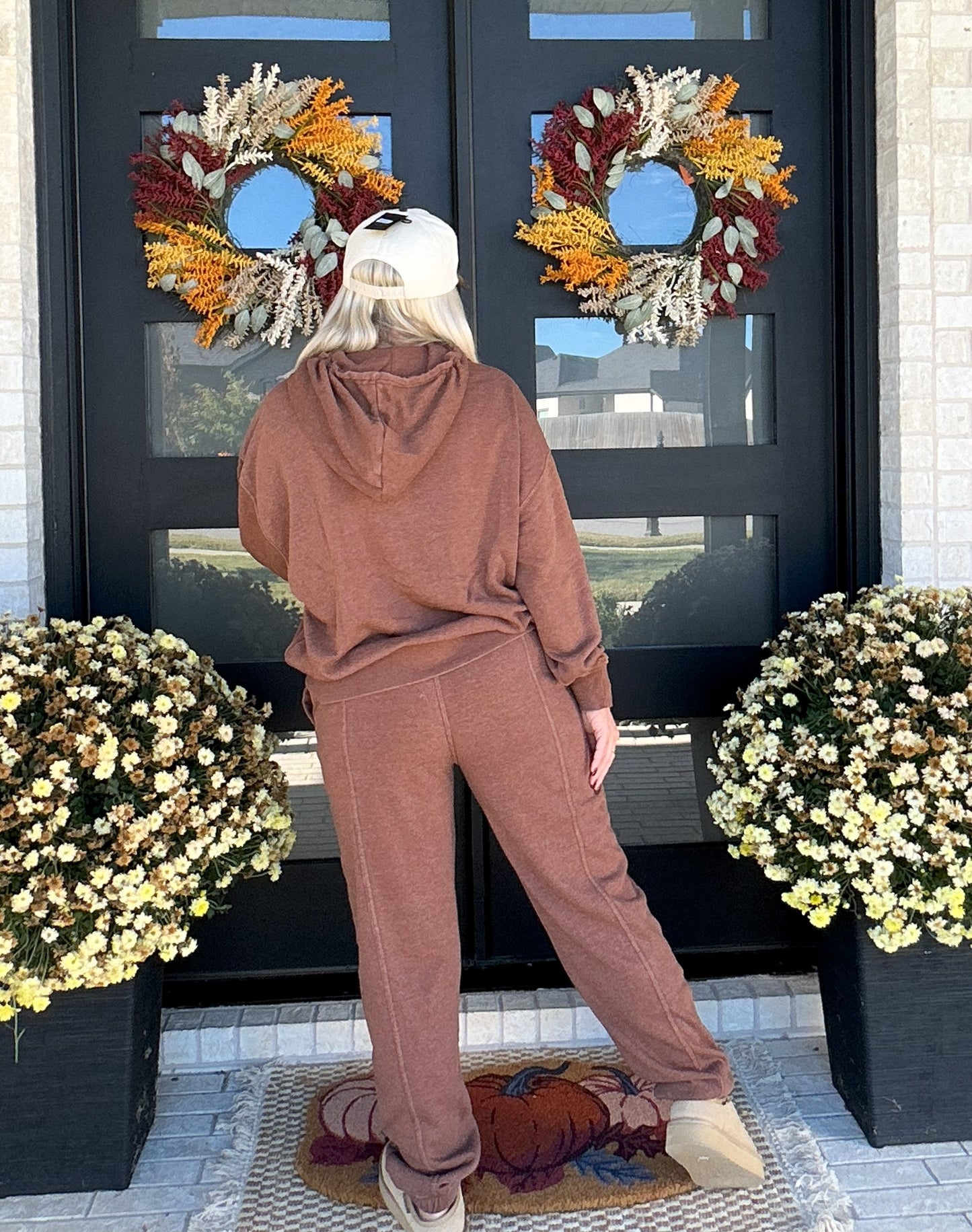 The Chestnut Lounge Set