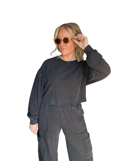 Mineral Wash Raw Hem Sweatshirt - Black