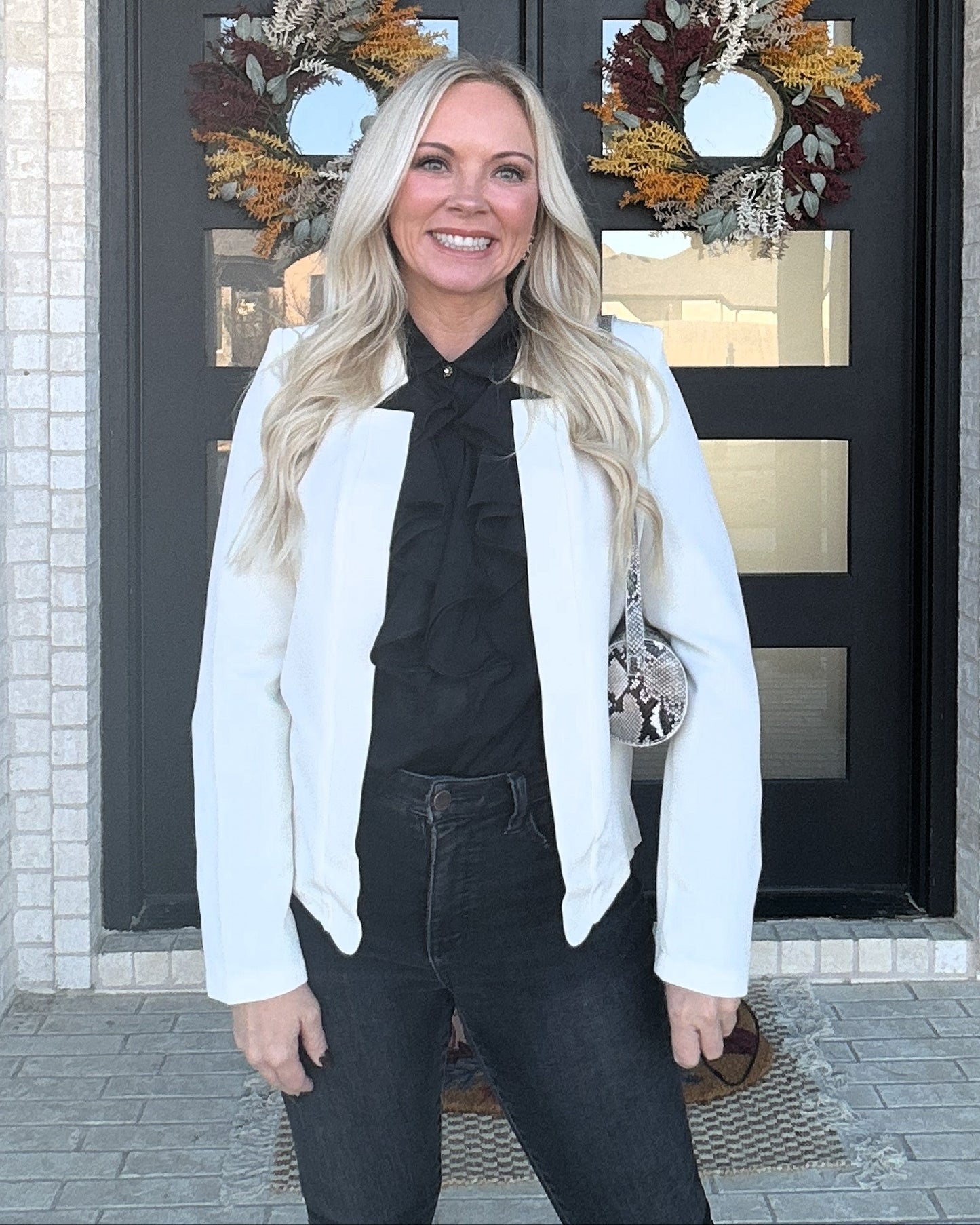 The Modern Muse Blazer - Ivory