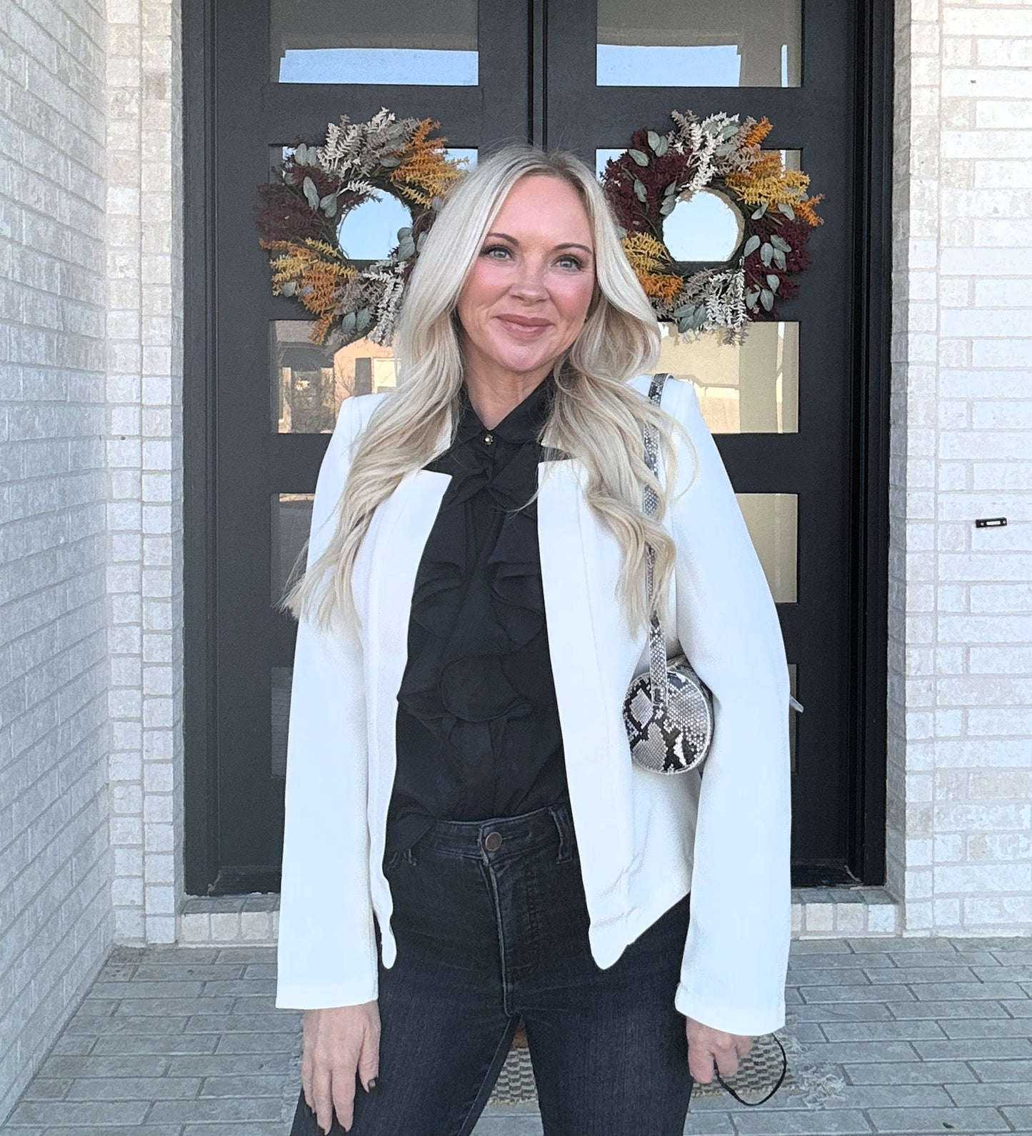 The Modern Muse Blazer - Ivory