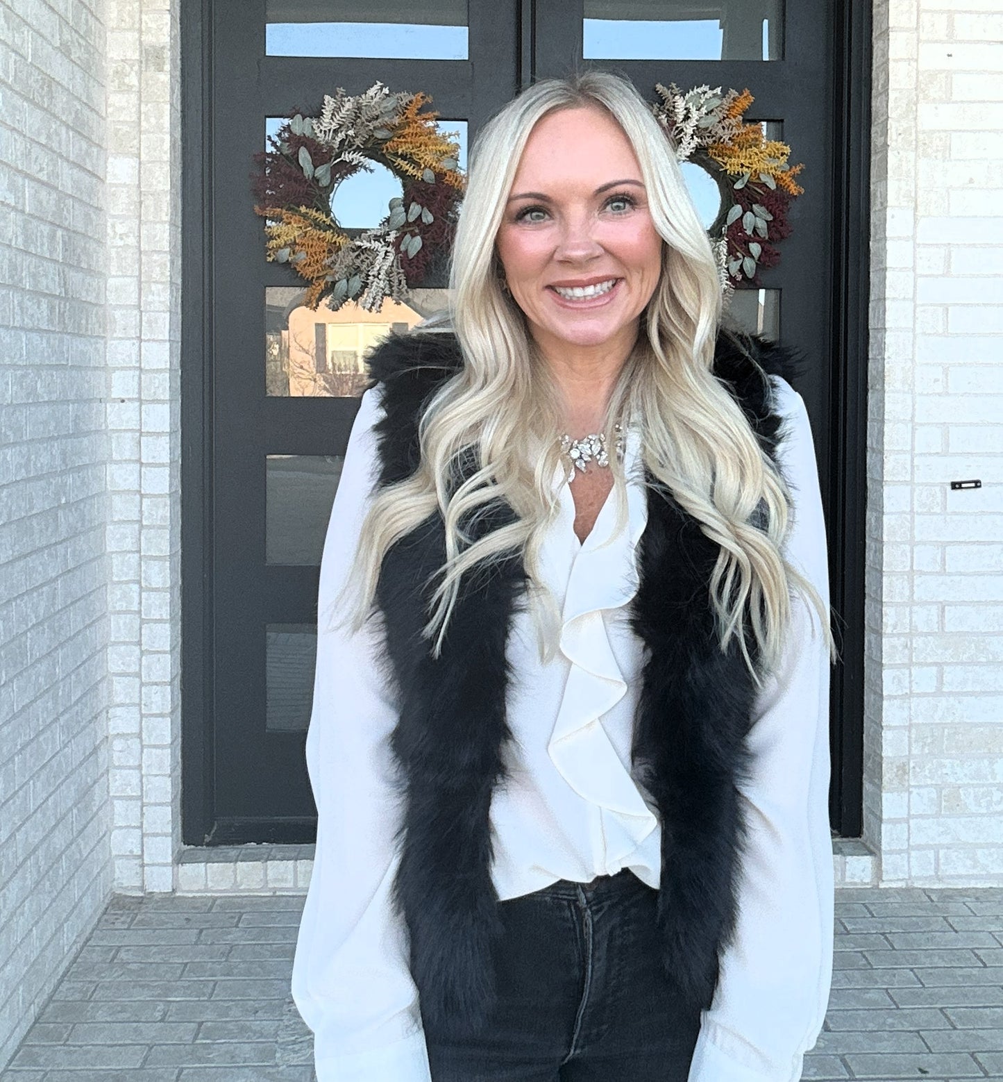 City Luxe Faux Fur Vest-Black