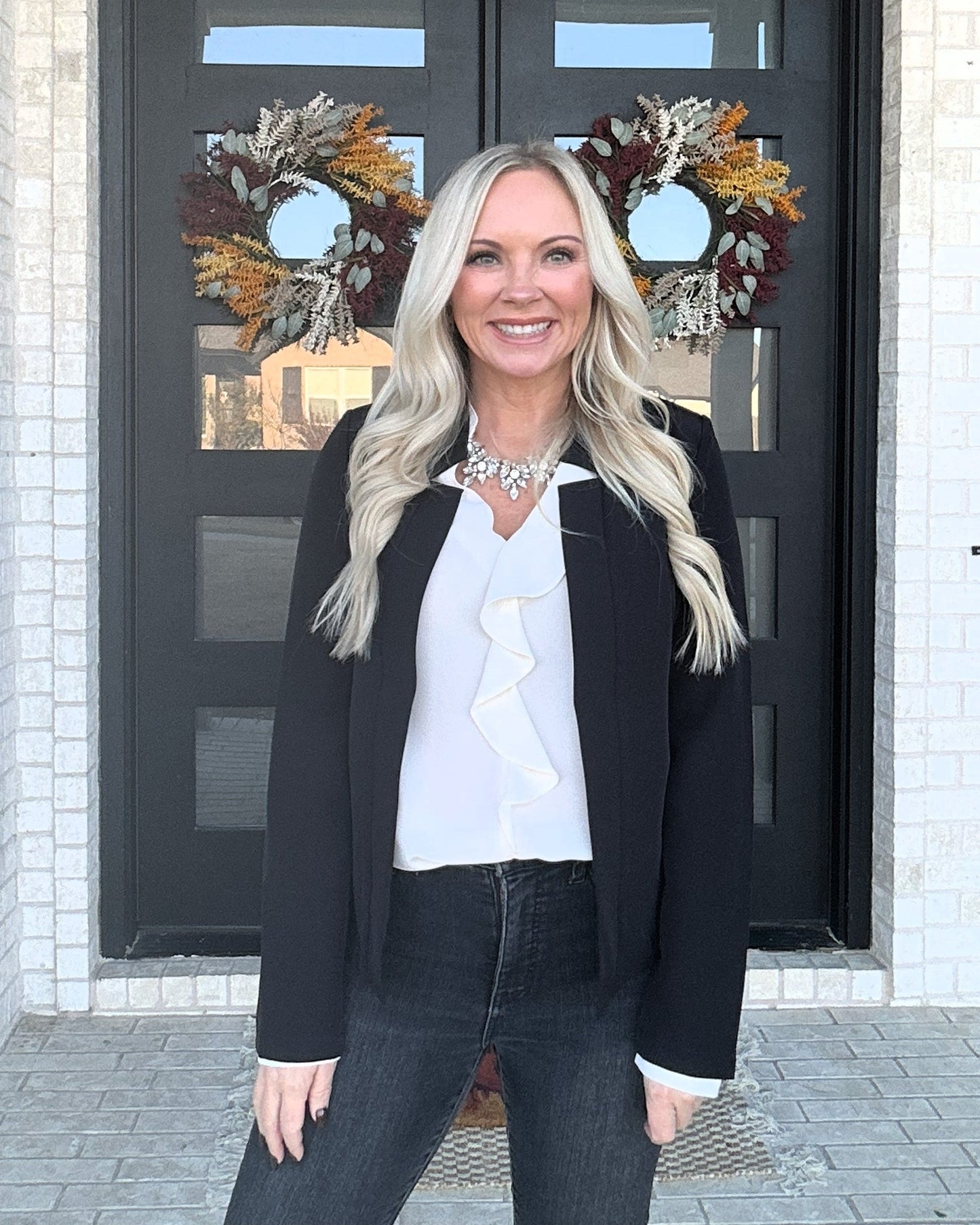 The Modern Muse Blazer - Black