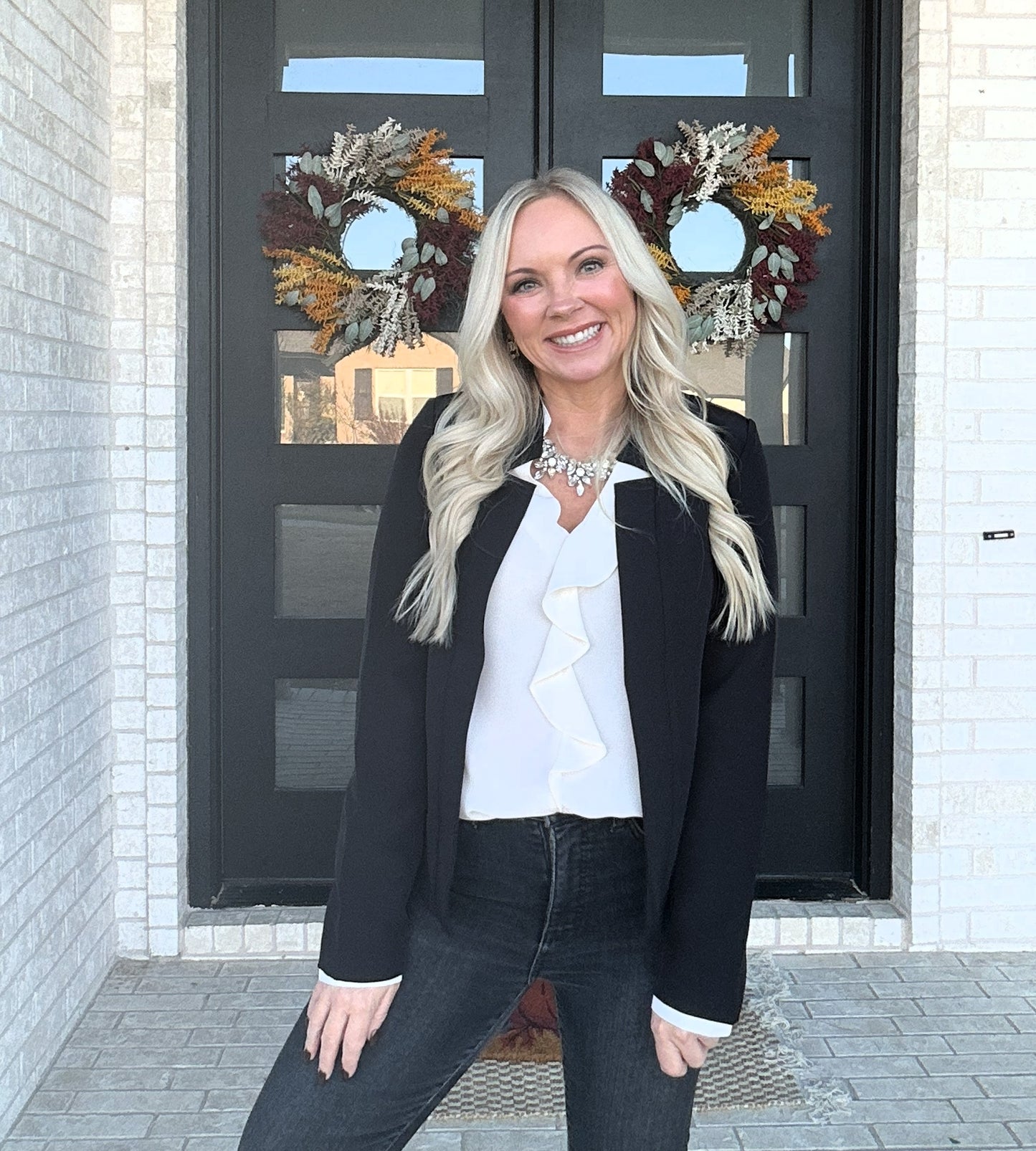 The Modern Muse Blazer - Black