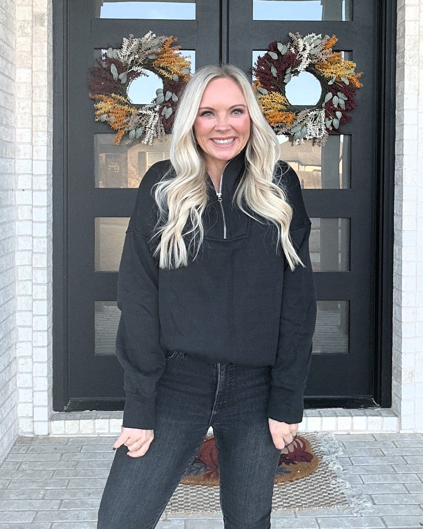 The Summit Zip Pullover - Black