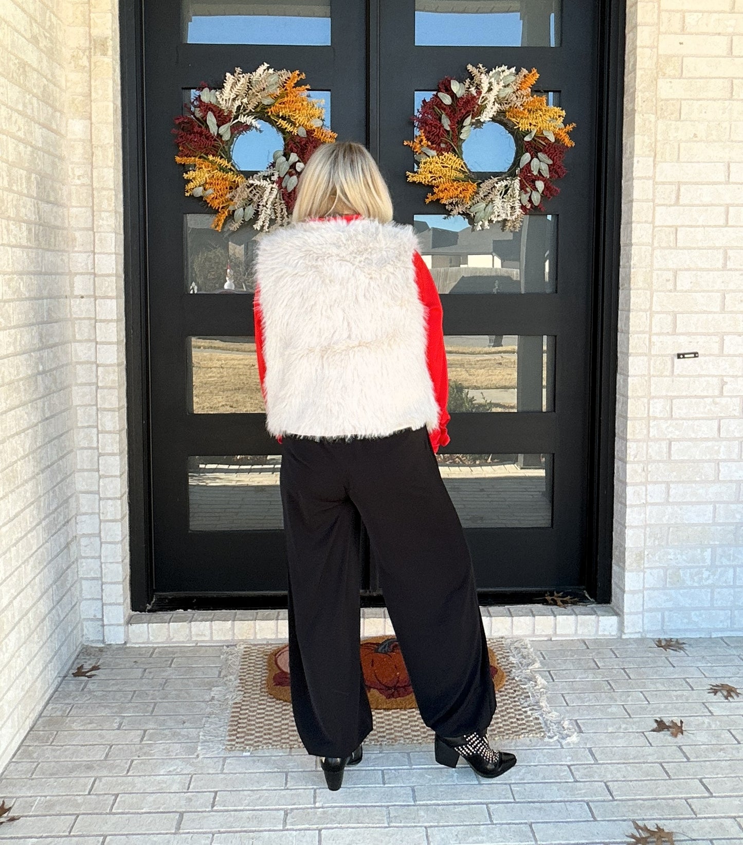 City Luxe Faux Fur Vest-White