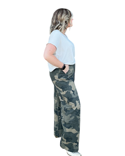 Pleated Drawstring Utility Trouser