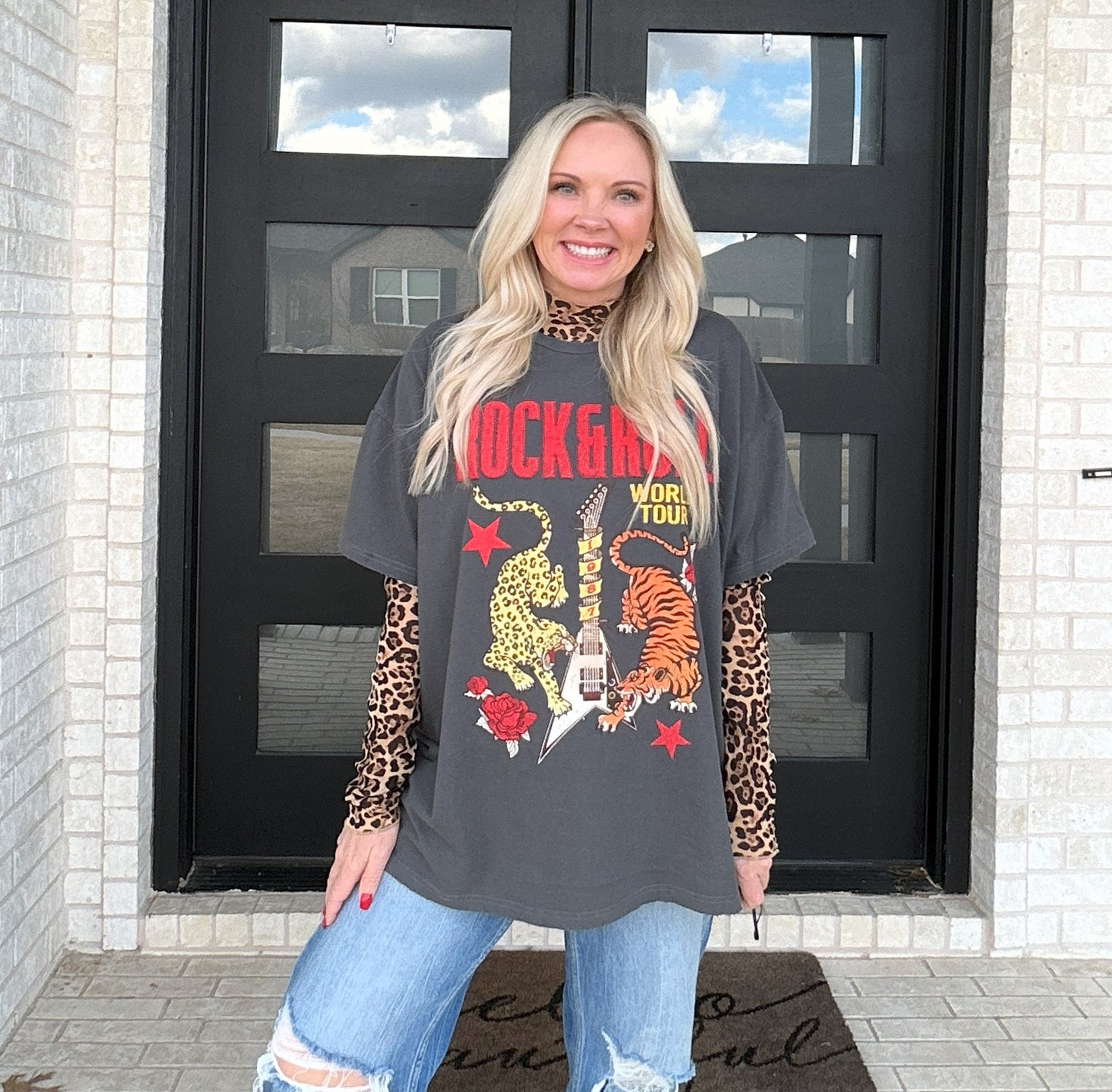 Rock & Roam Graphic Tee