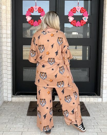Wildcard Tiger Knit Set
