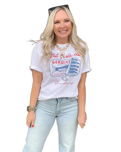 Hot Girls Eat Sardines Graphic Tee