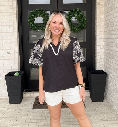 Contrast Bloom Top