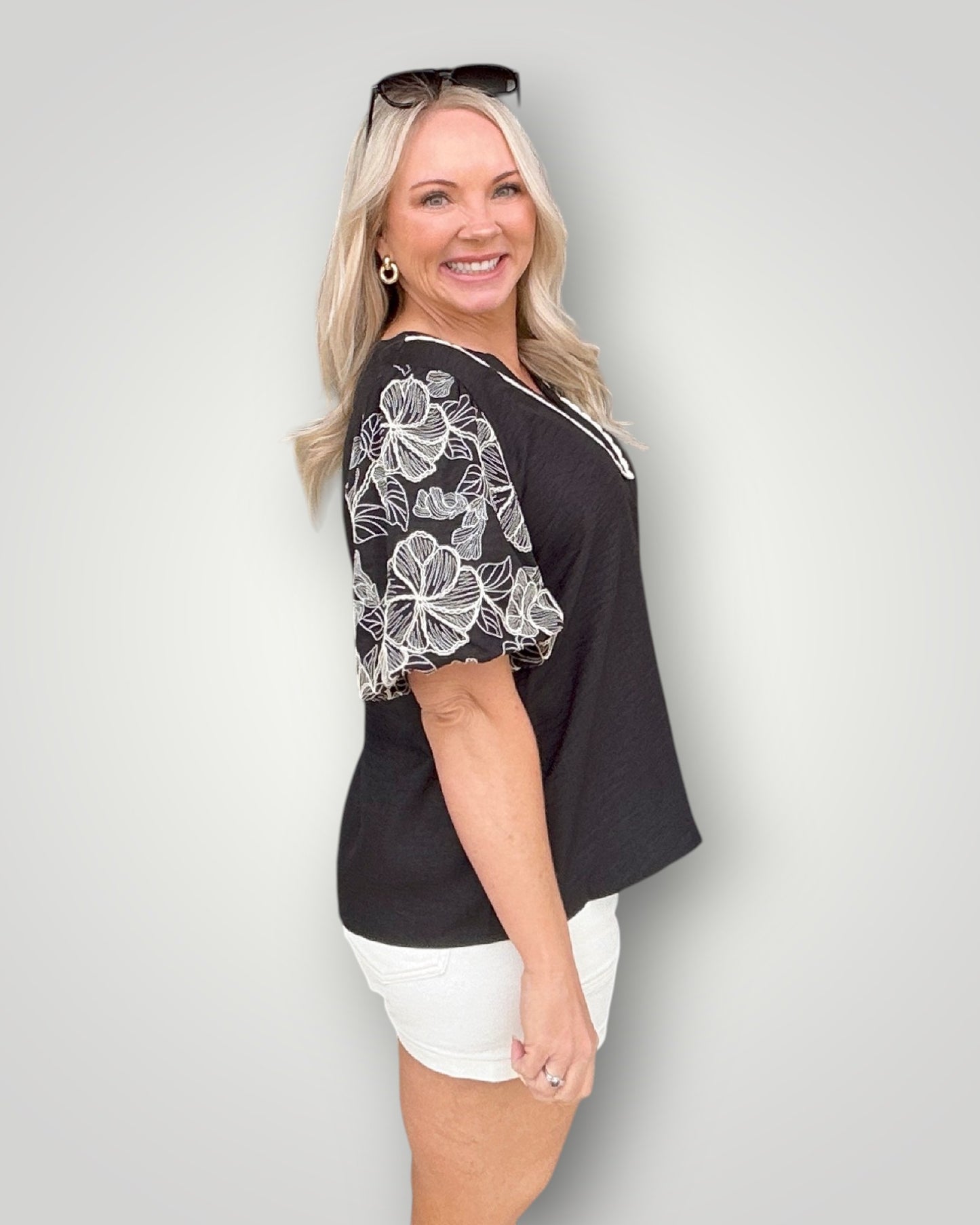 Contrast Bloom Top