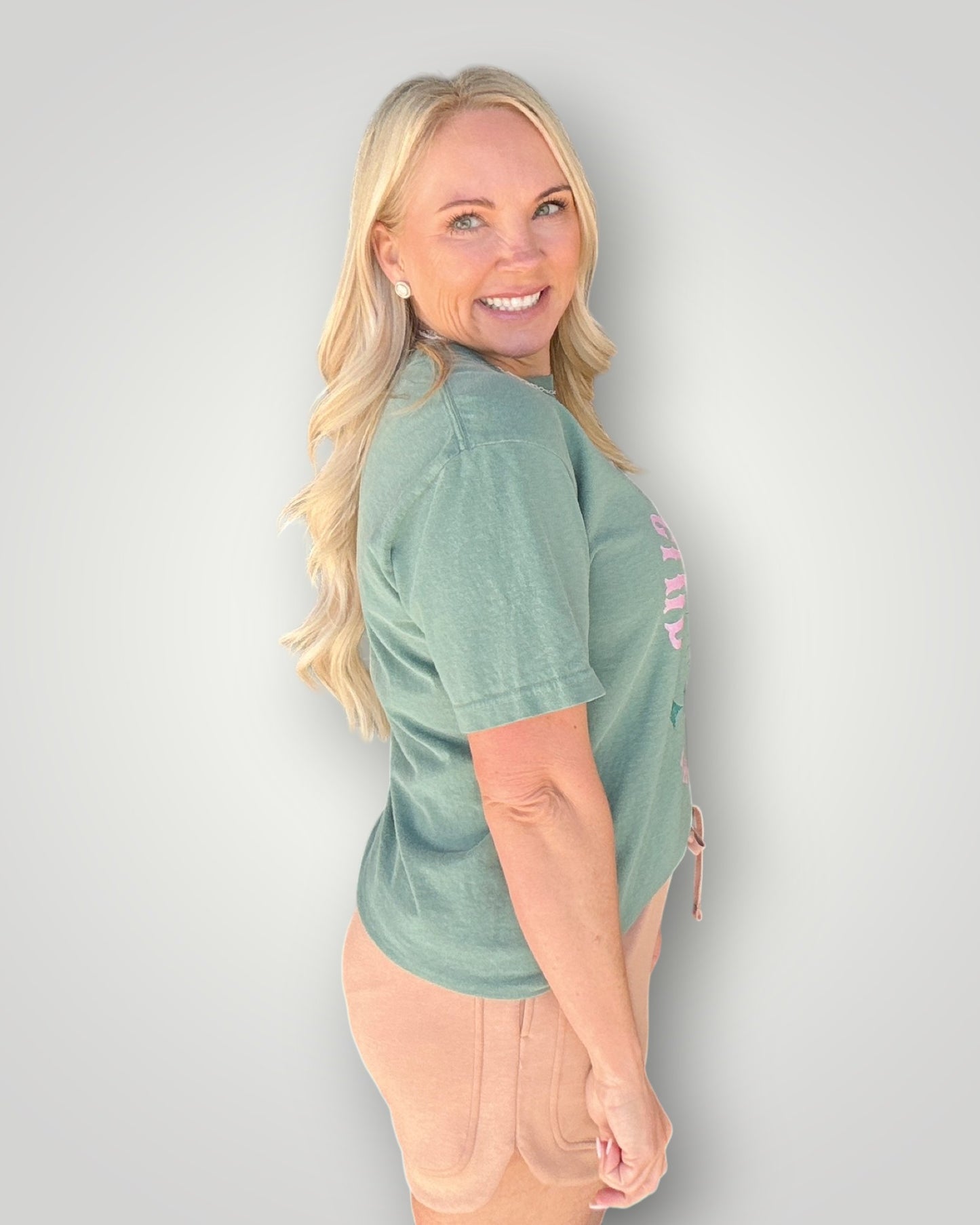 Feral Moms Club Tee