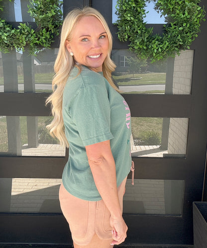 Feral Moms Club Tee