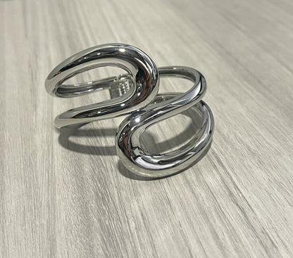 Golden Curve Cuff