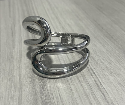 Golden Curve Cuff