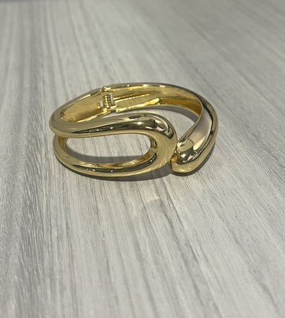 Golden Curve Cuff