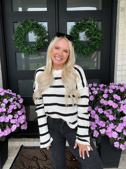 Lightweight Wide-Sleeve Striped Sweater - Black