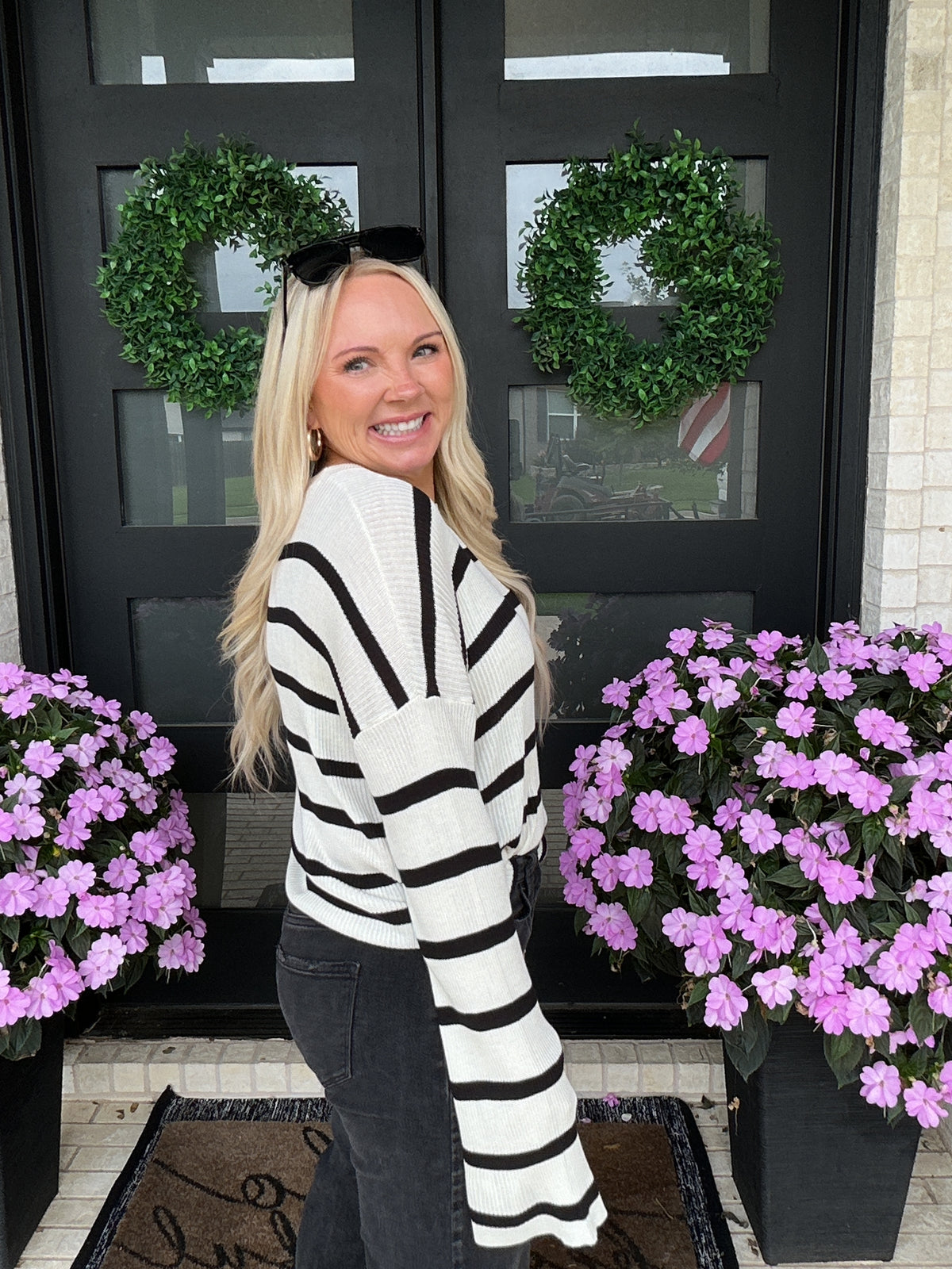 Lightweight Wide-Sleeve Striped Sweater - Black