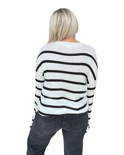 Lightweight Wide-Sleeve Striped Sweater - Black