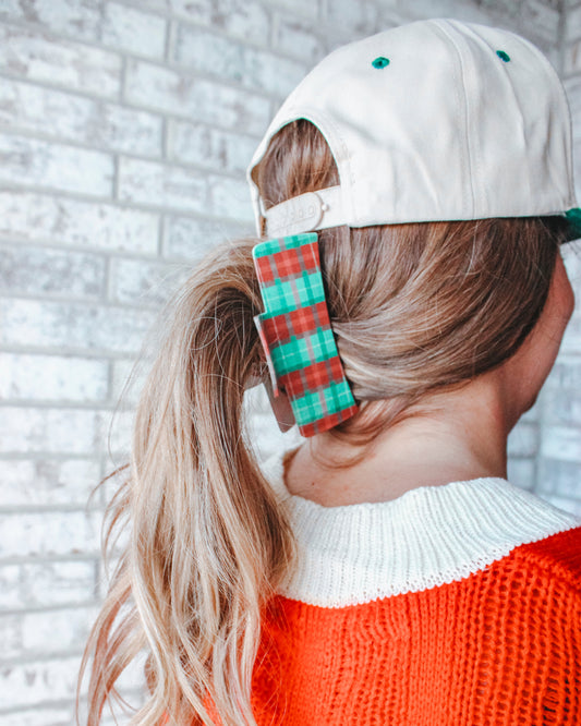 Holiday Cheer Clip - Holiday Plaid Cozy