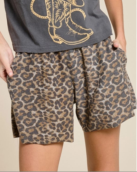 Laid-Back Lounge Shorts - Leopard