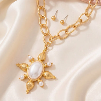 Sunburst Pearl Necklace