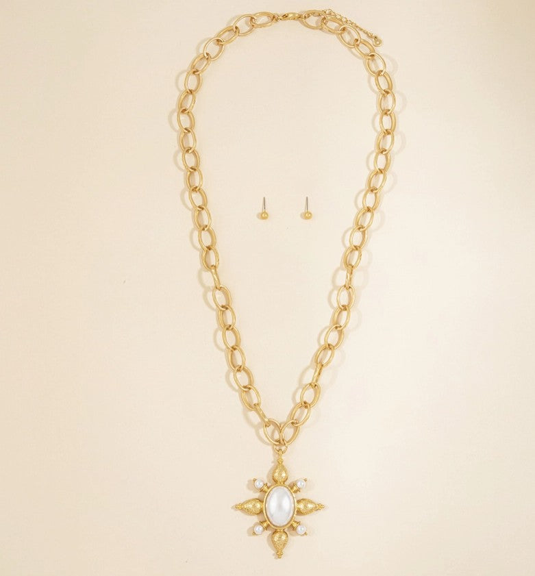 Sunburst Pearl Necklace