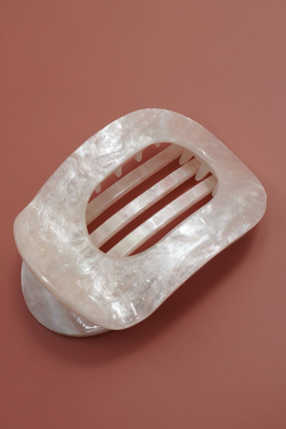 Jumbo Lay Flat Oval Hair Clips