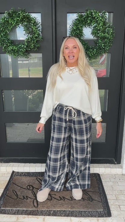 Nineties Noise Plaid Pants - Navy