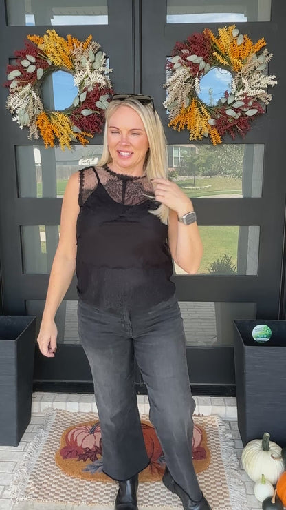 Vice Versa Lace Top